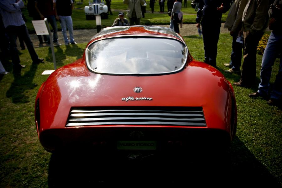  Alfa Romeo T33/2 Stradale Prototipo 1967 года  (фото 13 из 13)